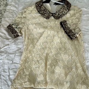 Sequins collar and sleeve adorable top